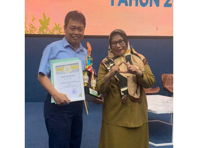 JUARA 1 SEKOLAH SEHAT TINGKAT SMP KOTA BOGOR